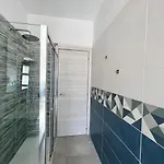 Treehouse Apartament *